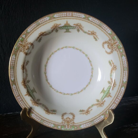 Vtg Noritake Japan 3852 "Lorento" Berry Bowl Gold Details Green Tan Urns Swags - Picture 1 of 7